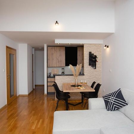 Apartment Cejf Mostar Buitenkant foto